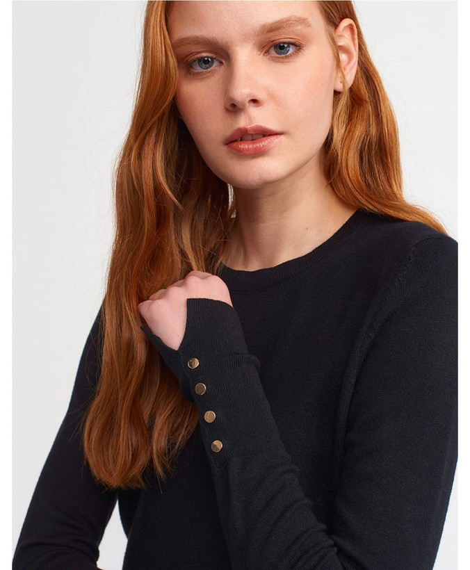 یقه گرد مشکی